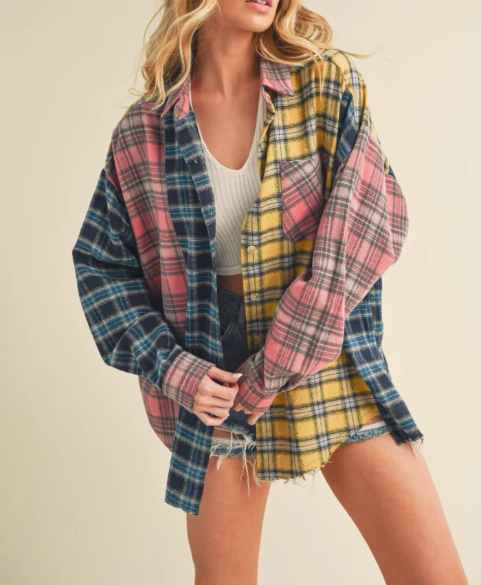 Trendy Women's Flannel Shirt - Image 1